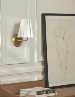 Matthews Sconce -KIRA Lighting Shop 20221207 FlutedLighting2060 goldsconce 2